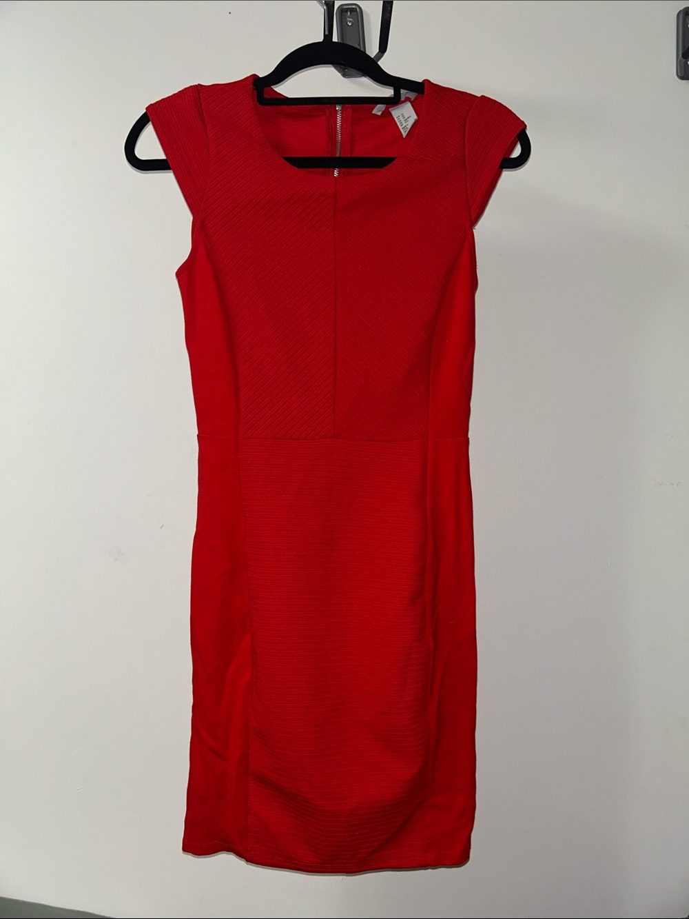 H&M Red Cap-Sleeve Midi Sheath Dress